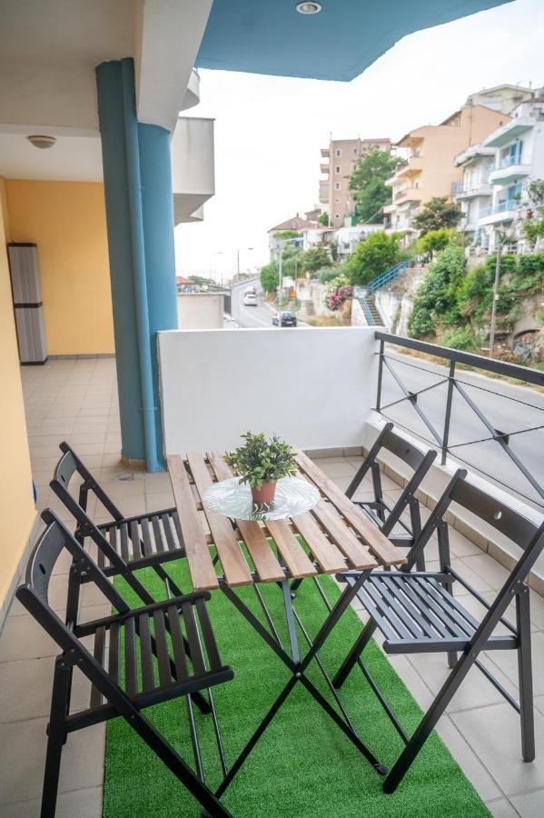 La Dns Apartment Kavala Exterior photo